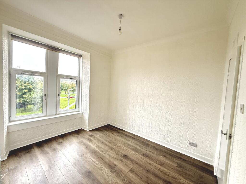 Apartment in Glasgow - View 4