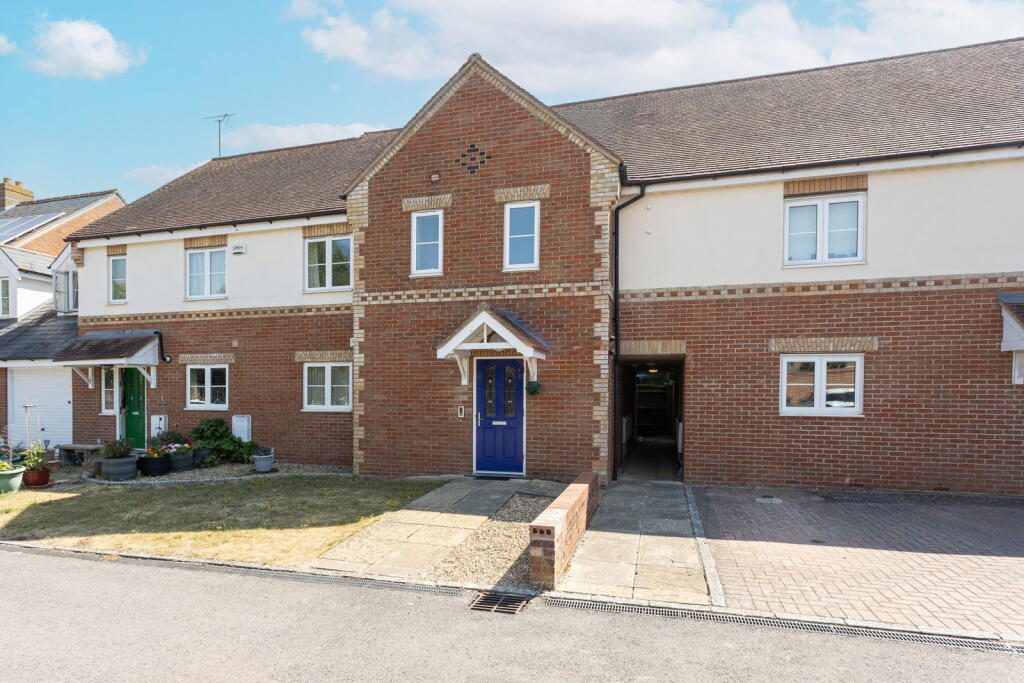 Main image of property: Beehive Close, Cholsey, Wallingford, OX10 9BF