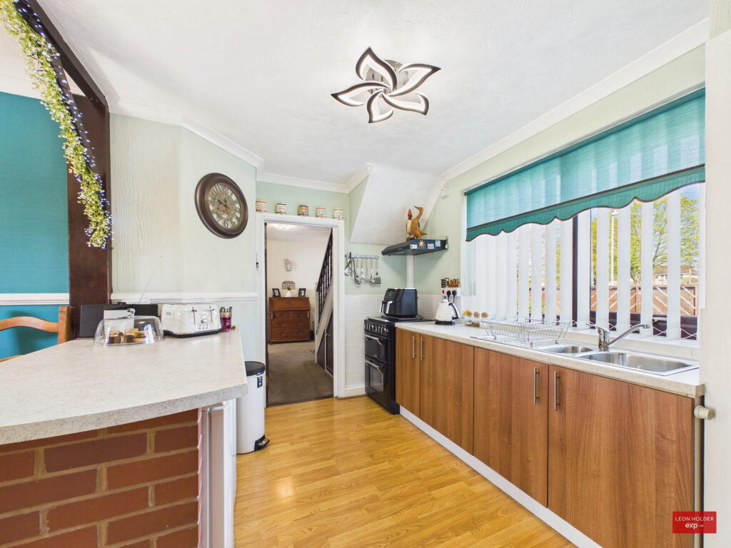 House in Tewkesbury, Innsworth - View 6