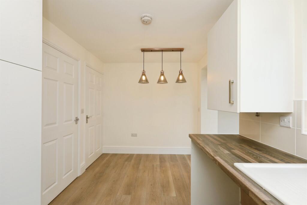 Cemetery Road, Langold, Worksop photo 5