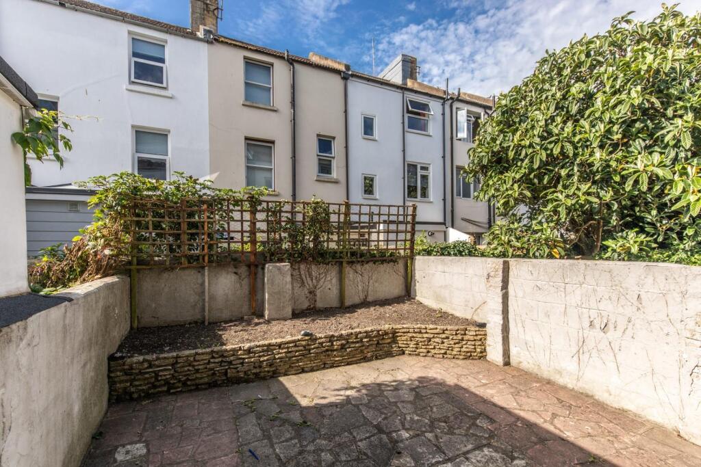 Property photo 11