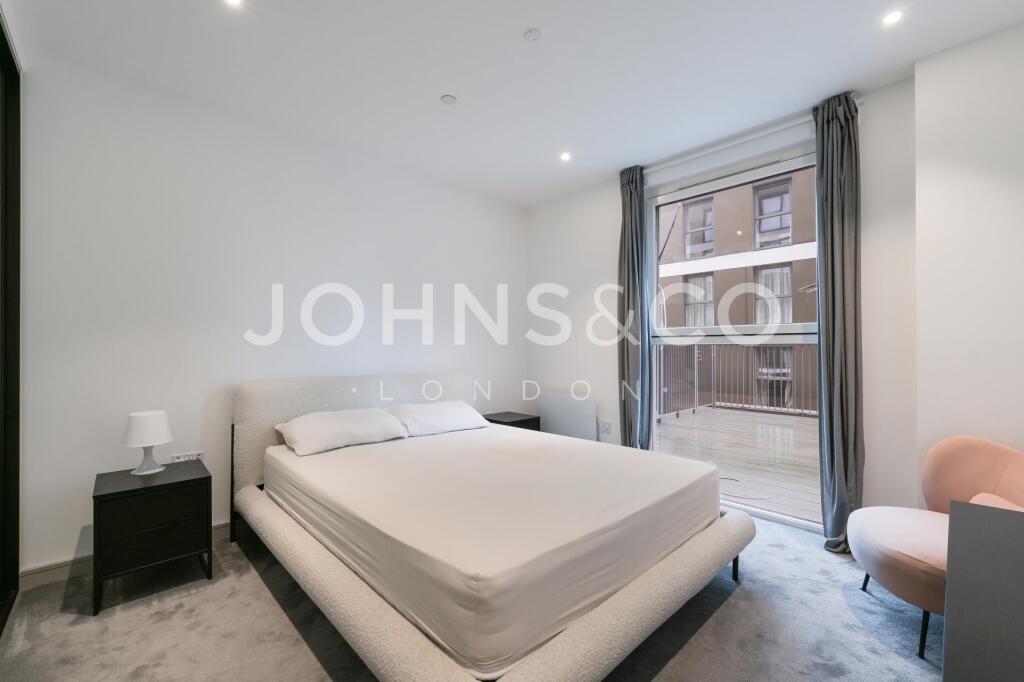 Apartment in Spelthorne, Surrey - View 5
