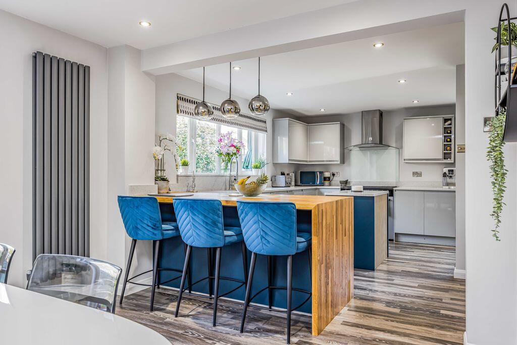 House in Portsmouth - View 3