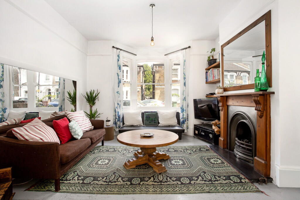 House in London - View 5