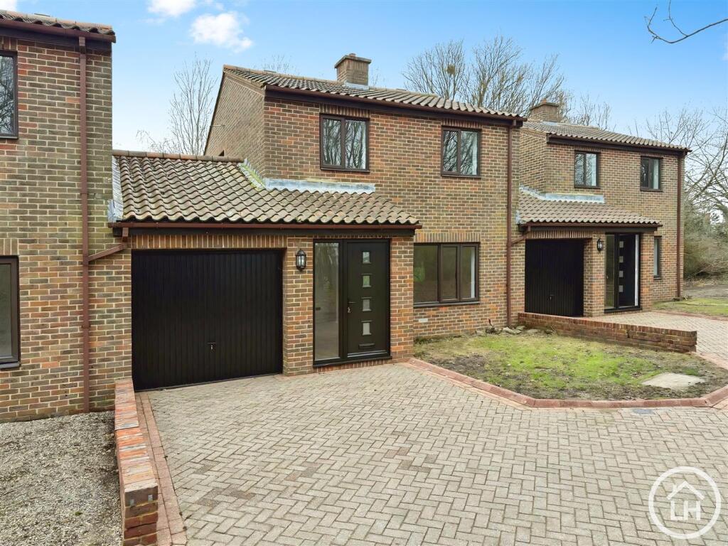 Main image of property: Beaumont Davey Close, Faversham