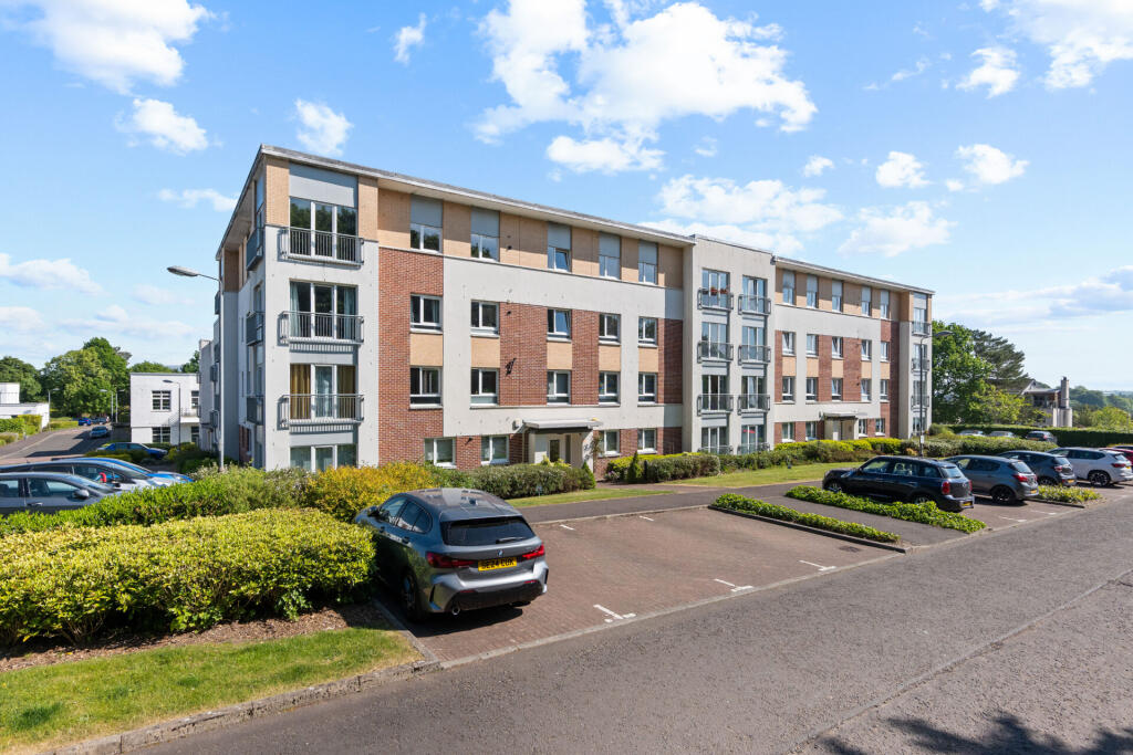 Main image of property: 74 Canniesburn Quadrant, Bearsden, G61 1RW