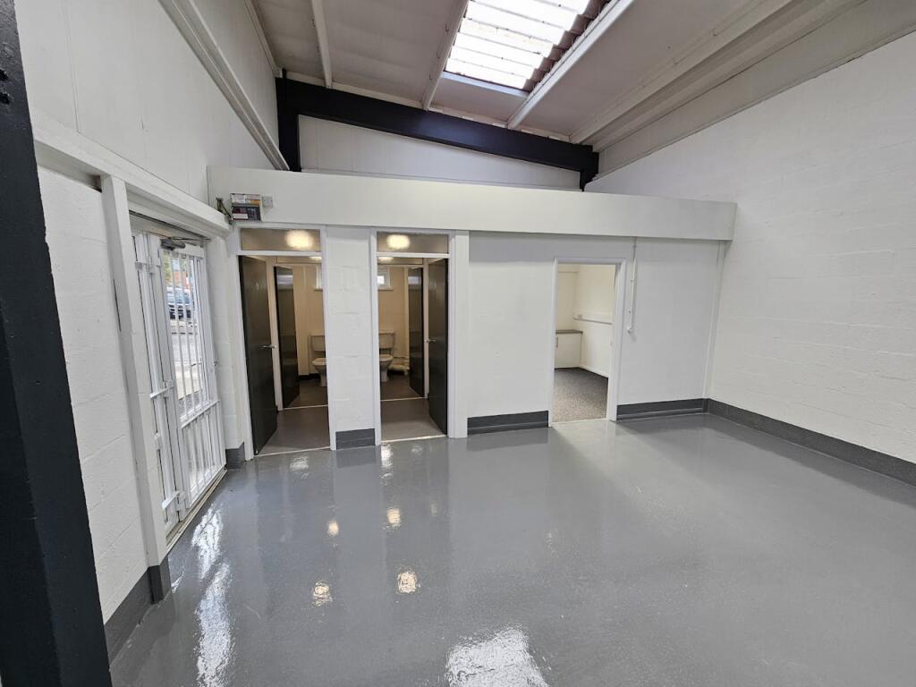 Additional image 8 of Unit 3,Aston Fields Industrial Estate, Bromsgrove, B60 3EX