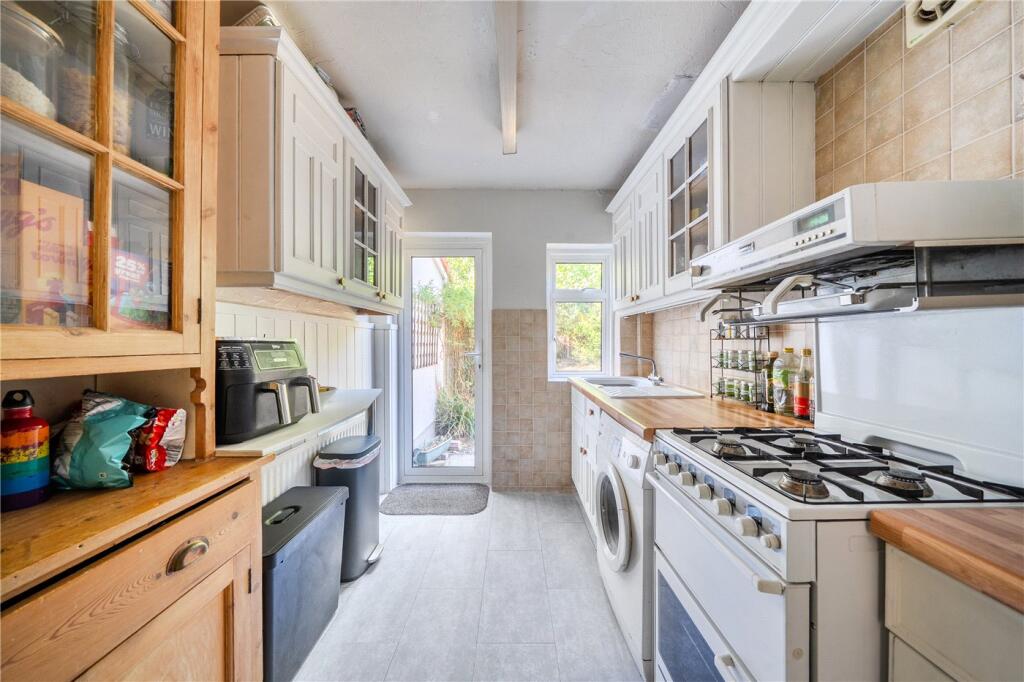 House in London, Cordwell Estate, Hither Green - View 5