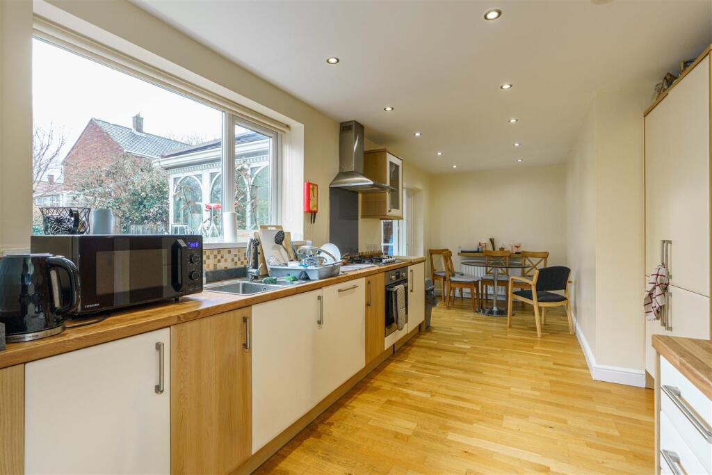 **HMO INVESTMENT** Regent Farm Road, Gosforth, NE3 photo 2