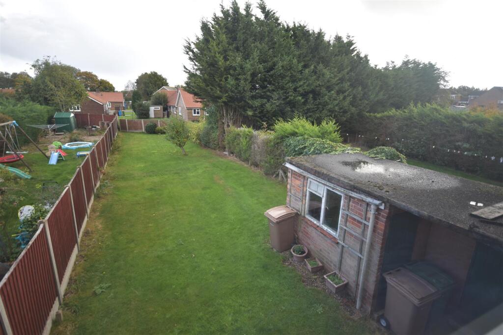 House in Doncaster, Snaith and Cowick - View 3