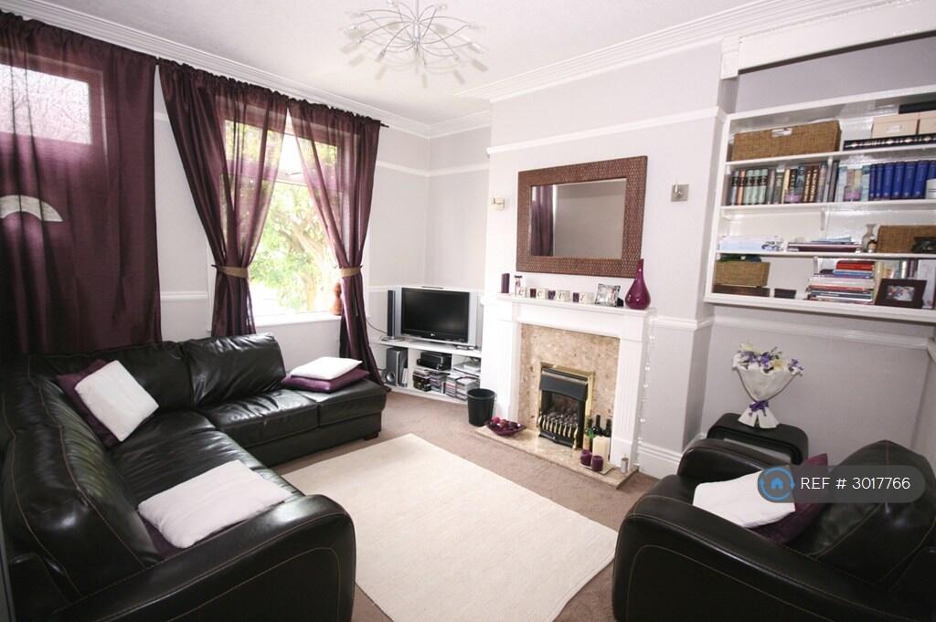 House in Bradford - View 2