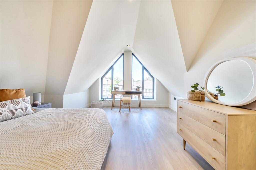 Apartment in London - More