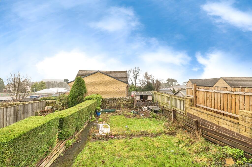 Crown Terrace, Clayton West, Huddersfield, West Yorkshire, HD8 photo 4