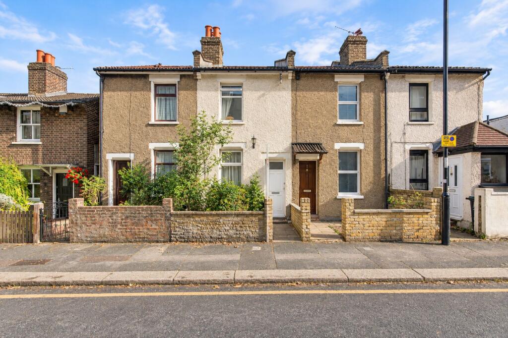 Main image of property: Cross Road, Croydon, CR0
