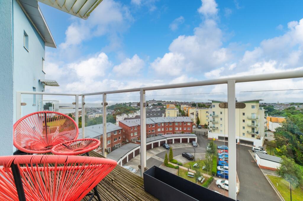 Apartment in Penarth, Vale of Glamorgan - View 2