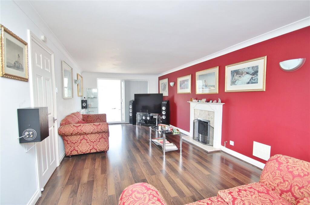 Albion Way, Verwood, Dorset, BH31 photo 4