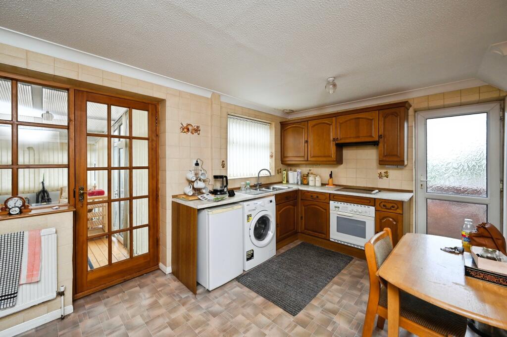 The Peak, Shirebrook, NG20 photo 4