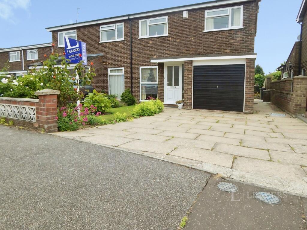 Main image of property: Harvey Close, Hethersett, Norwich, NR9