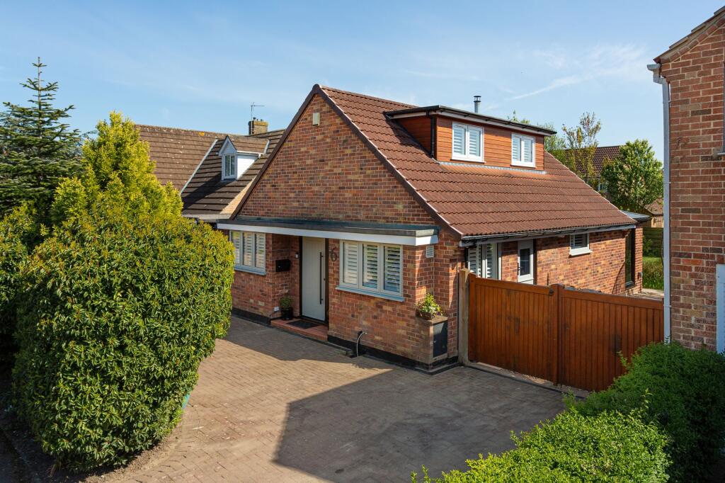 Main image of property: Hastings, Farmstead Rise, Haxby, YO32 3LL