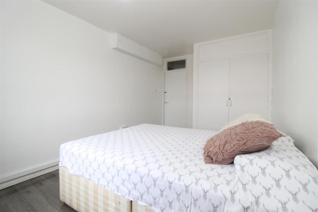 Apartment in Leeds - More