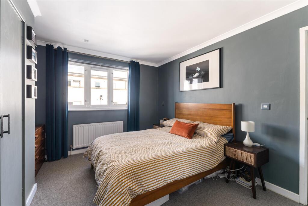 Apartment in London - View 4