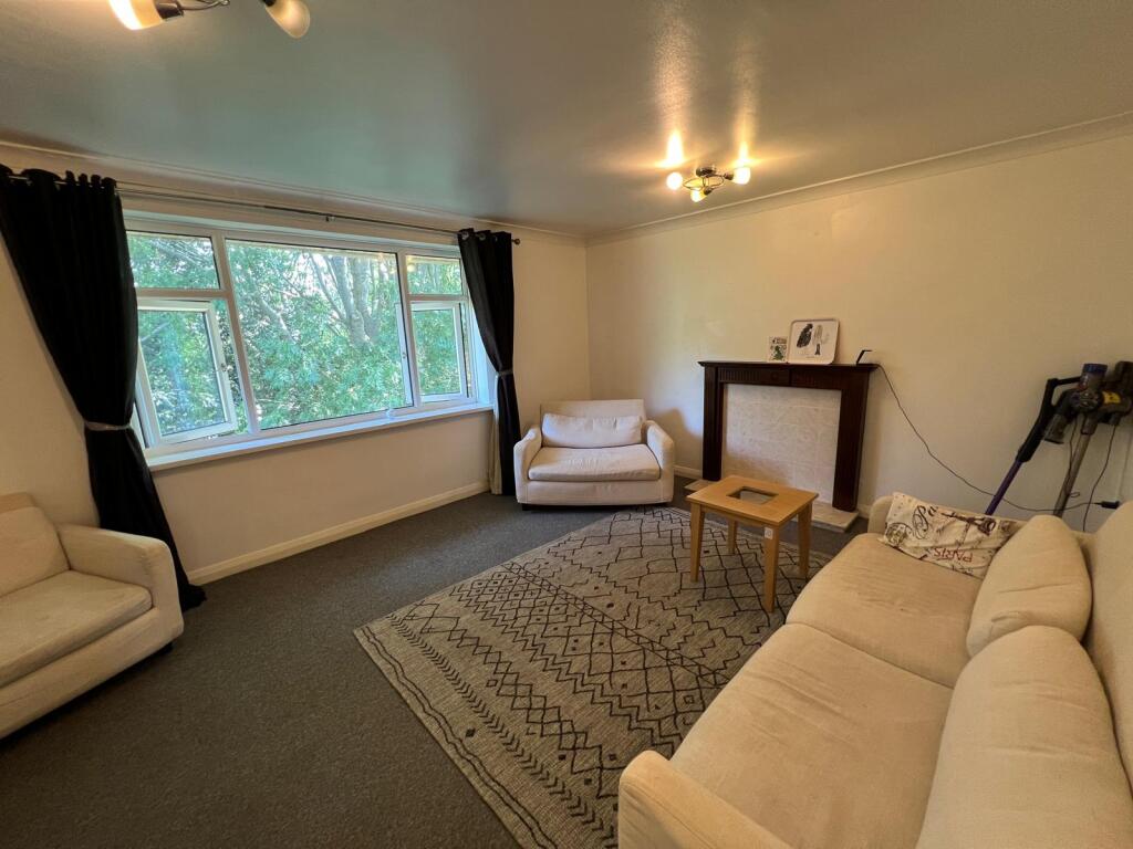 Apartment in Sheffield - View 3