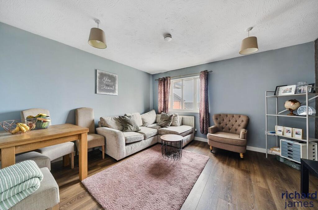 Woodhouse Road, Walcot, Swindon, SN3 photo 3