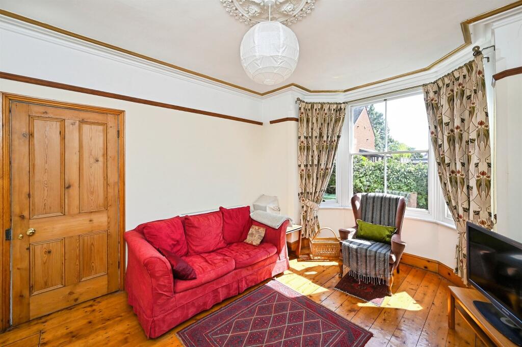 House in Nottingham, Nottinghamshire - View 4