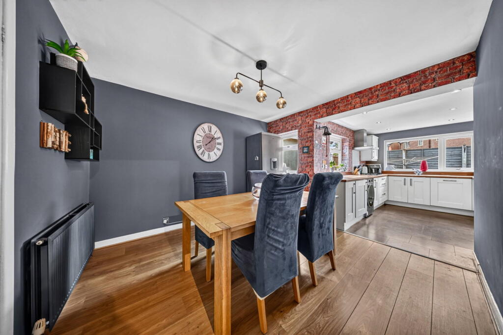House in Hyndburn, Oakenshaw - View 5