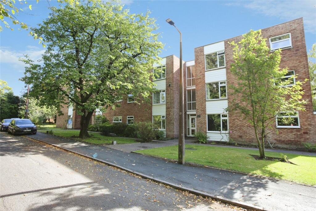 Main image of property: Heaton Moor Road, Heaton Moor, Stockport, SK4