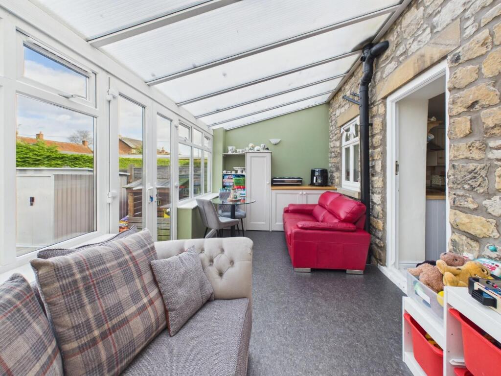 Firthland Road, Pickering – pohled 2