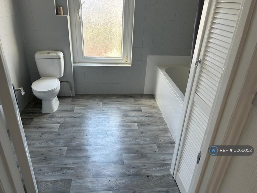 House in Cardiff - View 4