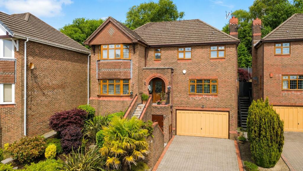 Main image of property: Acorn Close, Rogerstone, NP10