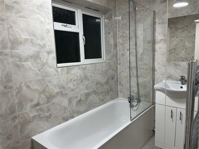 House in Milton Keynes - View 3