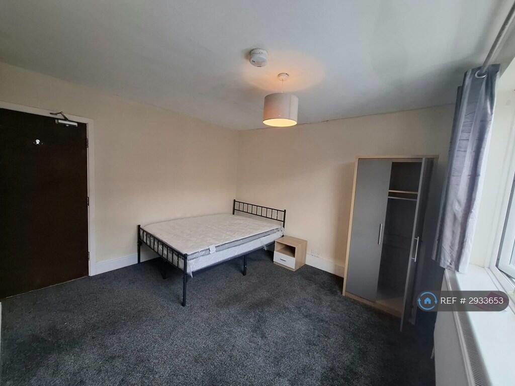 House in Nottingham - View 2