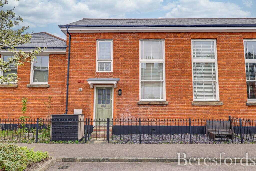 Main image of property: Kensington Way, CM14