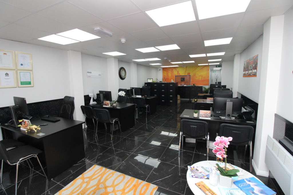 Main image of property: High Street, Penge, SE20