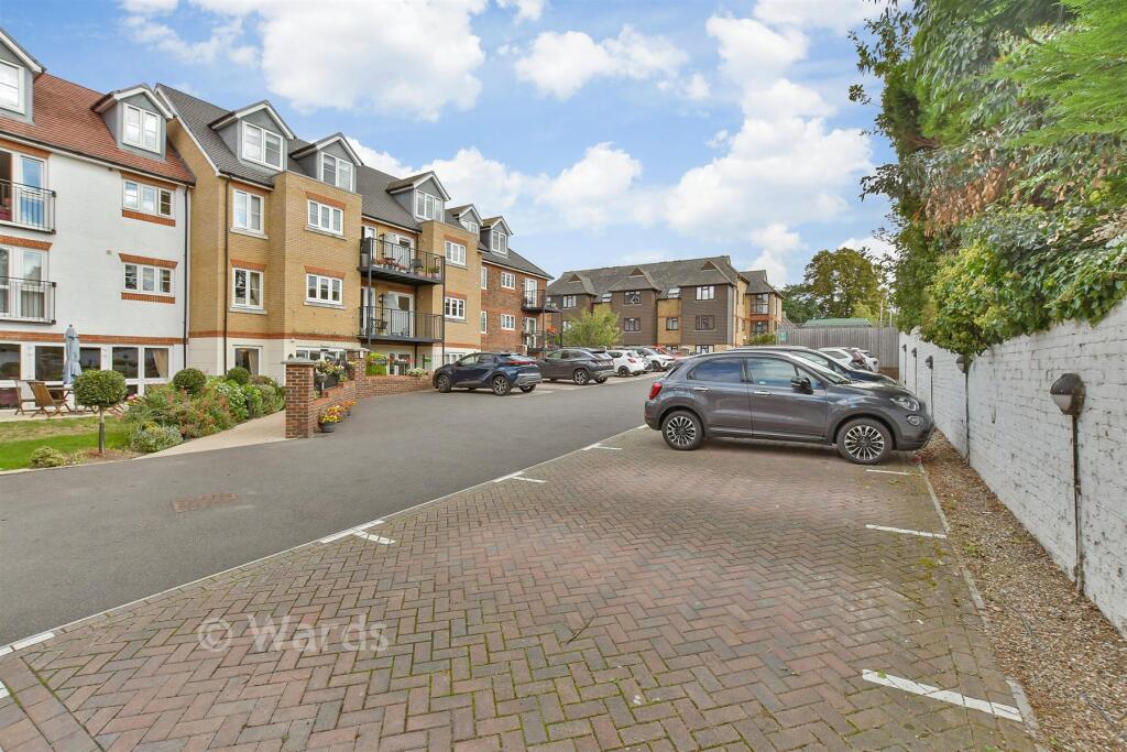 Apartment in Swale, Kent - More