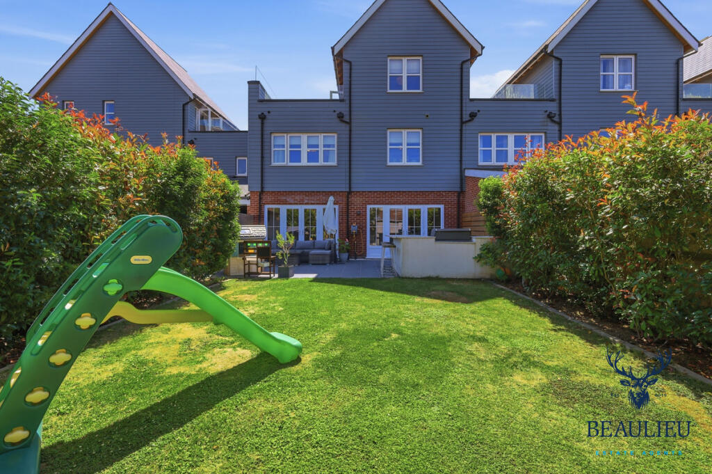 Main image of property: Centenary Way, Chelmsford, CM1 6