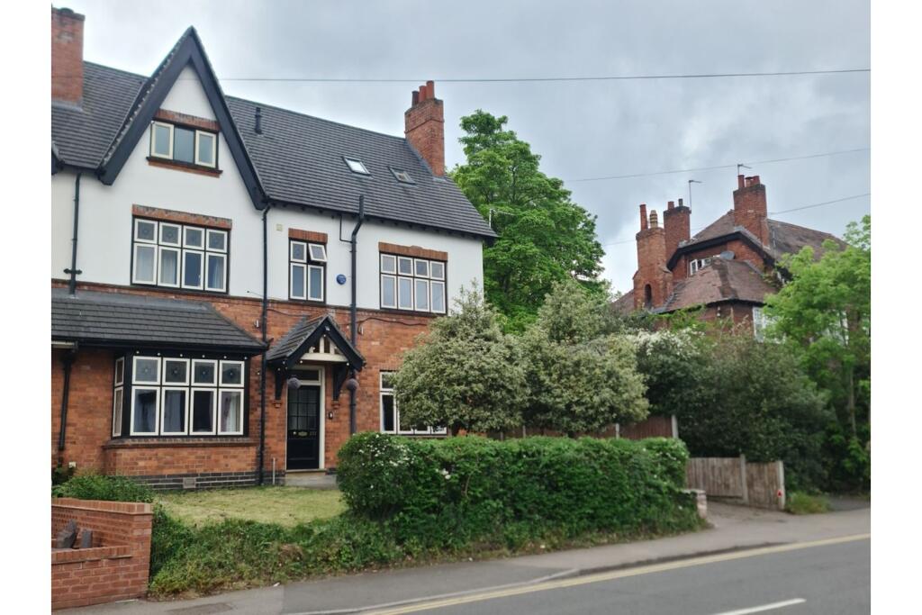 Main image of property: Lichfield Road, Sutton Coldfield, B74