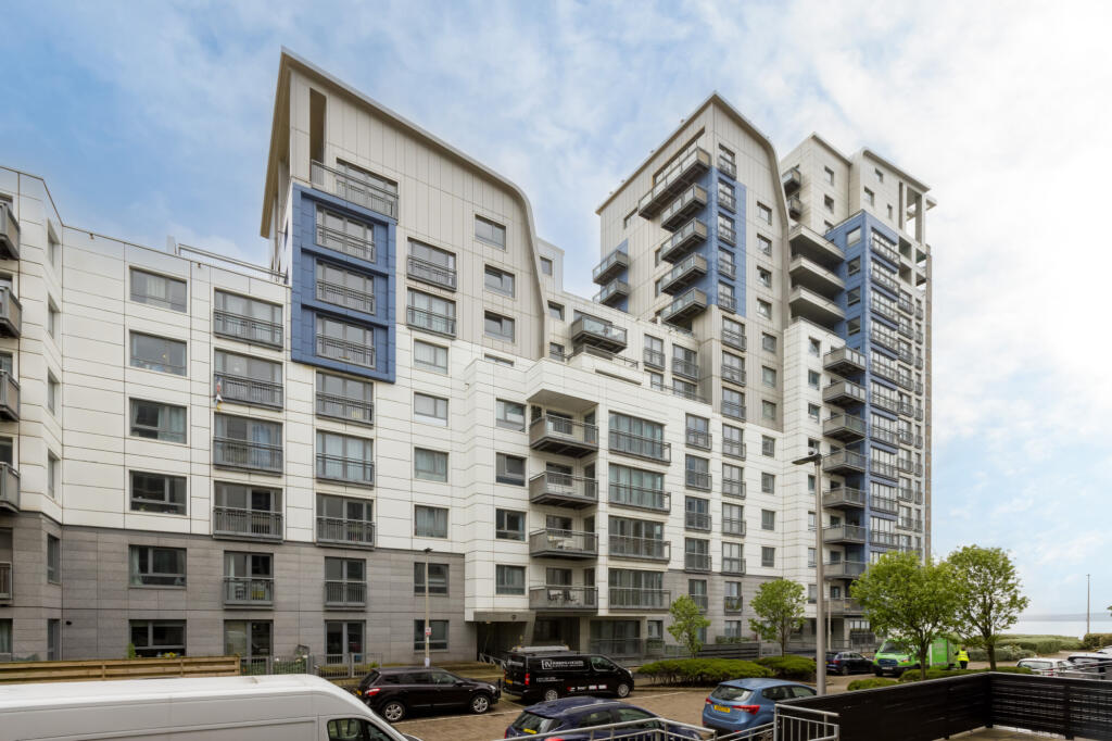 Main image of property: 9, Western Harbour Midway , Edinburgh, EH6 6LE
