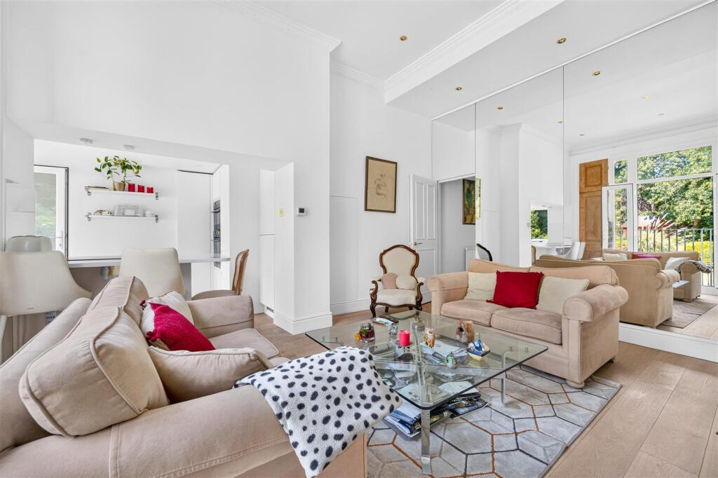 Apartment in London - View 4
