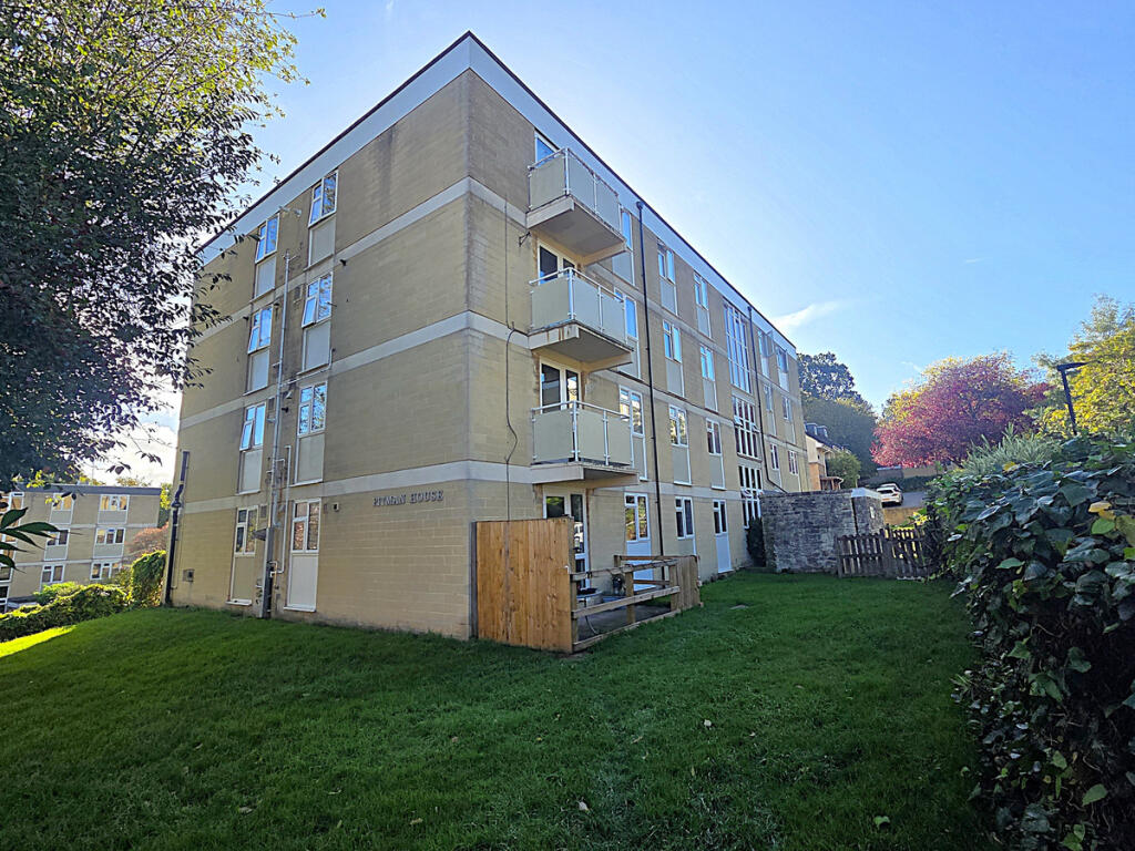 Apartment in Bath - View 2