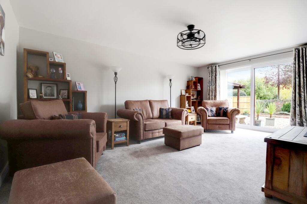 Wrights Lane, Cridling Stubbs, Knottingley, West Yorkshire, WF11 photo 4