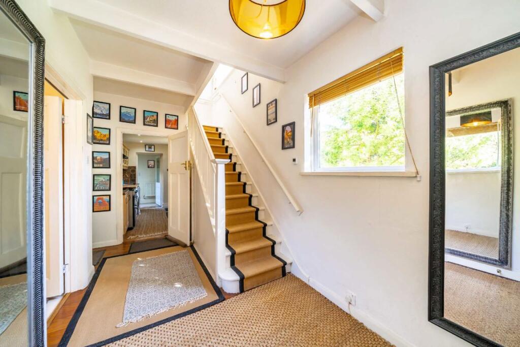 House in London, Streatham - View 2