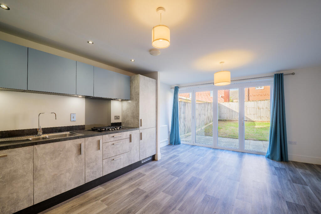 House in Peterborough - View 4