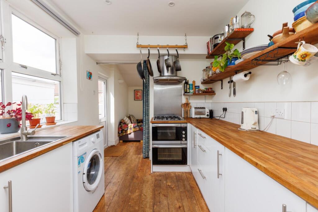 House in Bristol - View 3