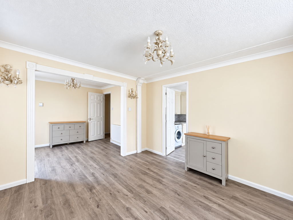 Hendre Road, Conwy, LL32 8NF photo 3