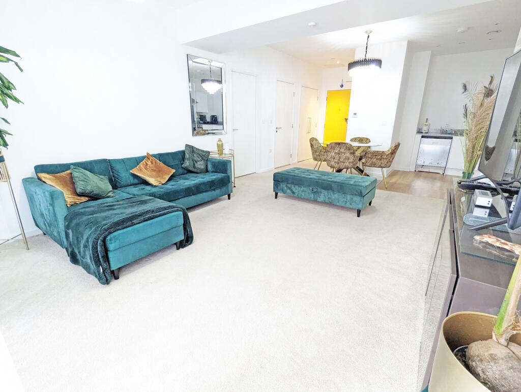 Apartment in London - View 5