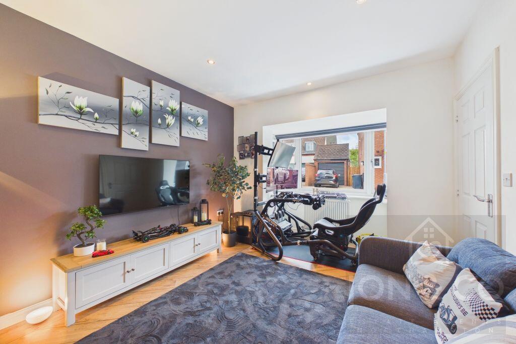 House in Northampton - View 5
